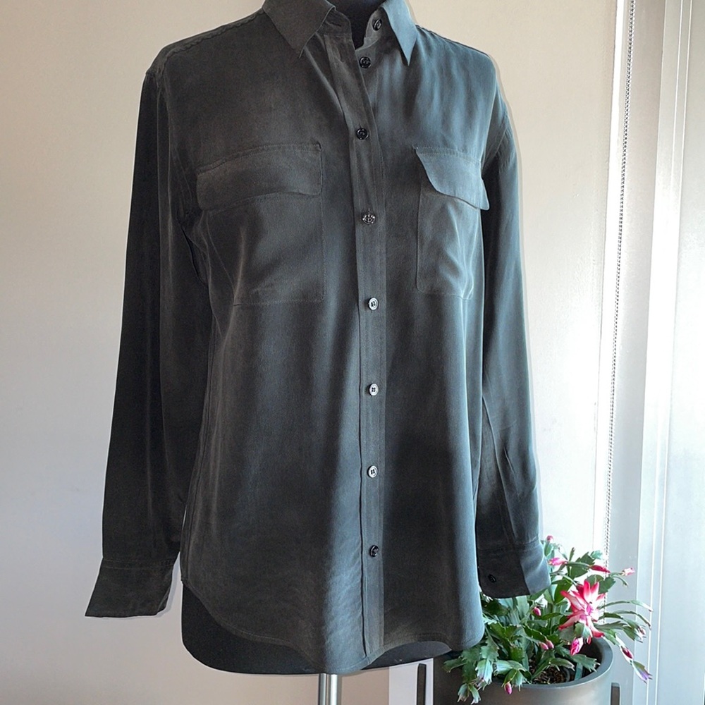 100% Silk Equipment Signature Blouse Sz XS